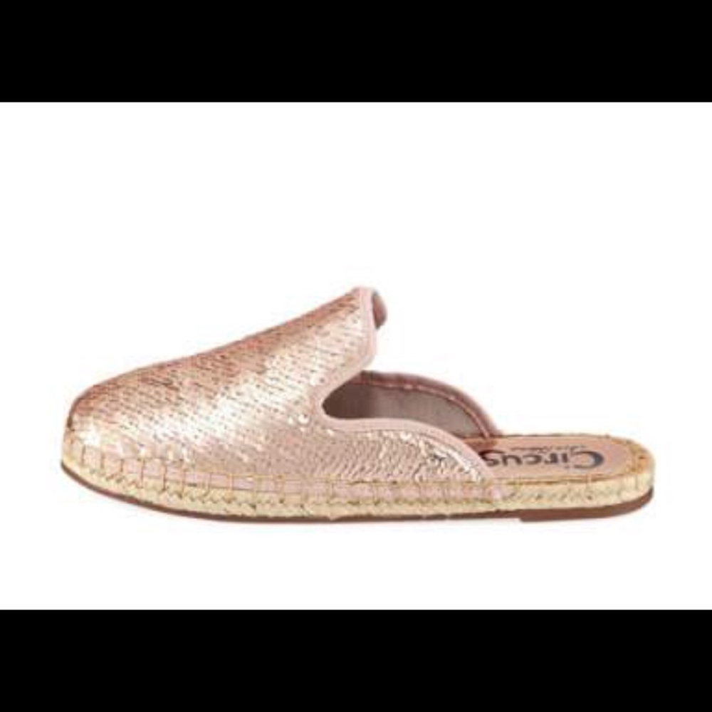 Sequin flat… NEW